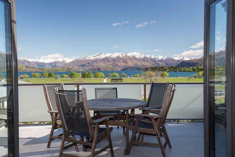 Kylie'S Castle Villa Wanaka Exteriör bild
